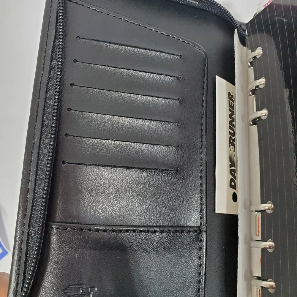 DayRunner Organizer Unisex   Black  6-Ring Zip Planner DR4124-05